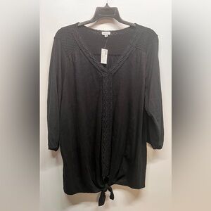 Avenue black blouse